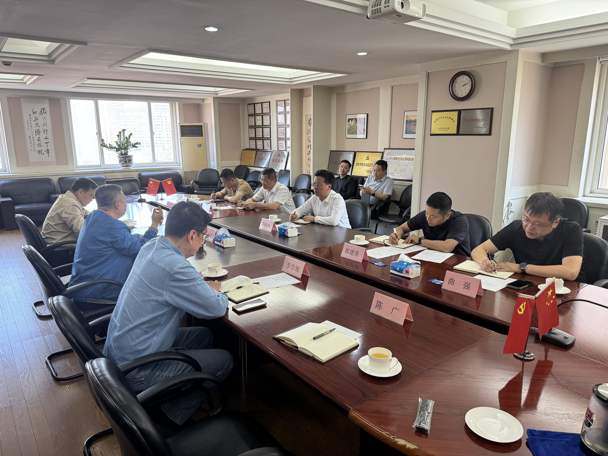 中山区李晓涛区长带队走访我公司